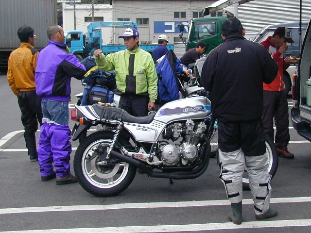 SKIKAKU02E.JPG