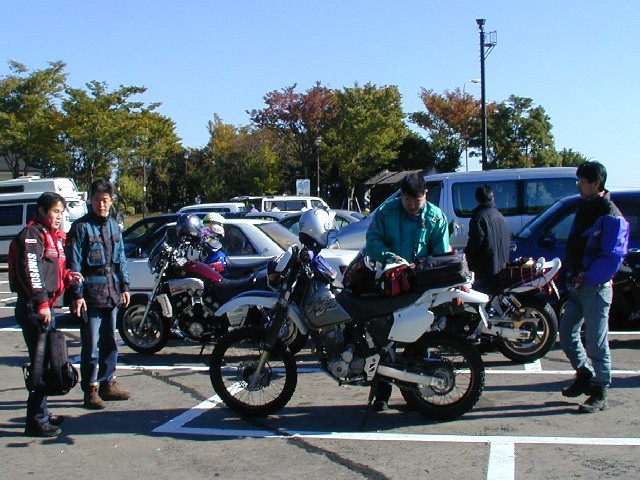 STUDOI07B.JPG - 115,983BYTES